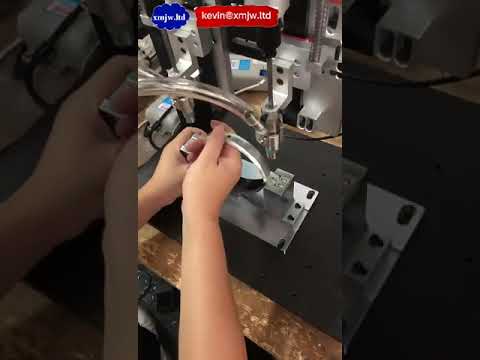 Automatic Screw Feeder and Locking Machine for Industrial Assembly